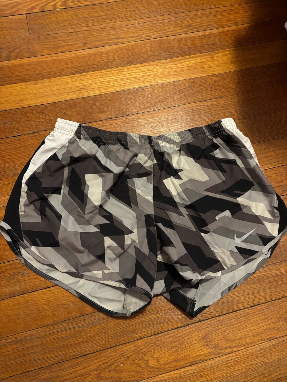 Nike Women’s Black & Gray Geometric Athletic Shorts